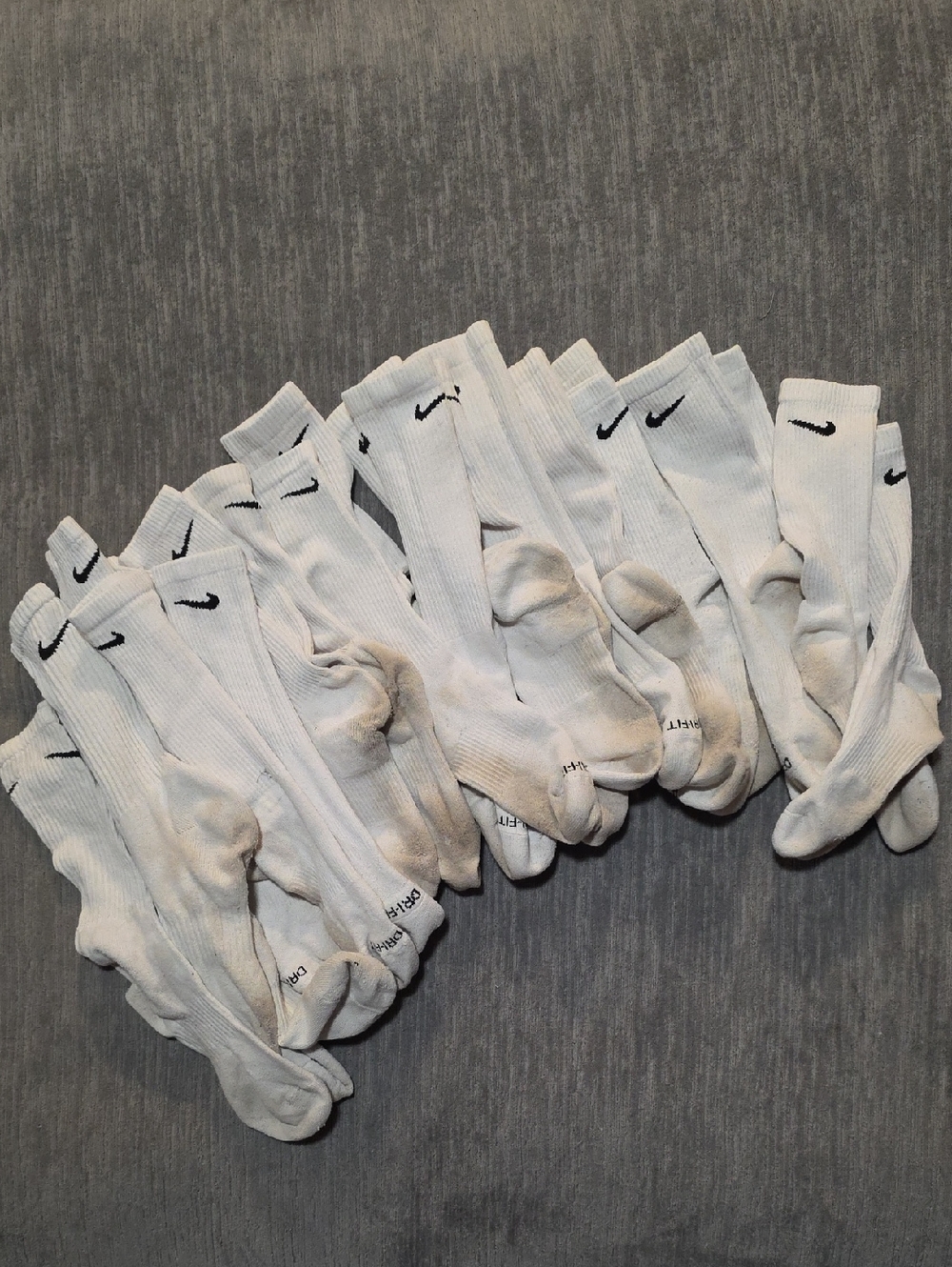 Nike White Crew Socks Preowned Shows Signs Of Wear Sz L